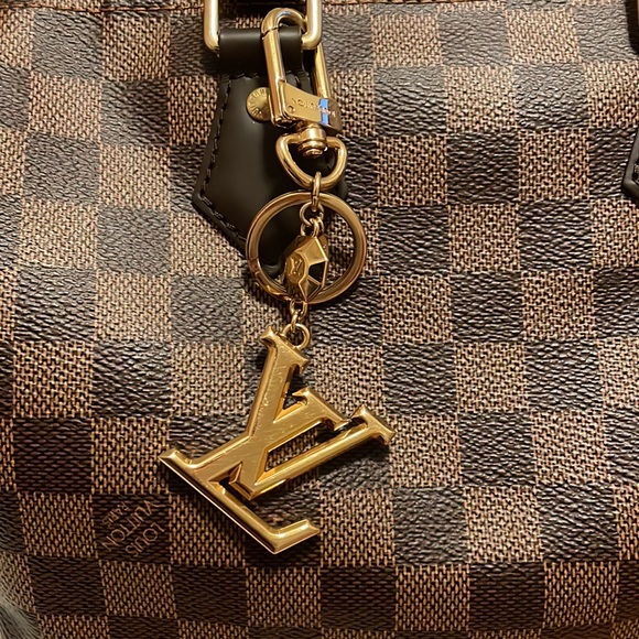 SOLD🚨AUTHENTIC Louis Vuitton gold bag charm/keychain - Picture 9 of 11